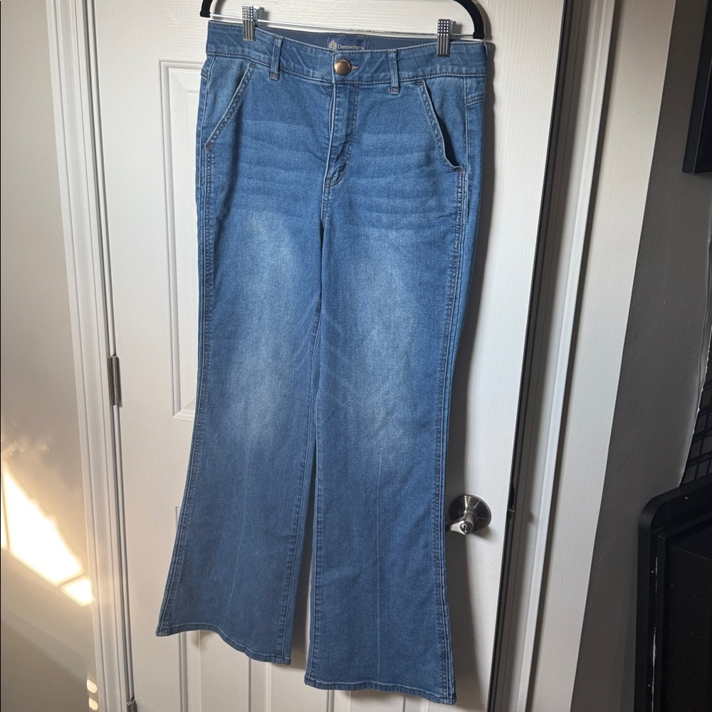Democracy Ab-Solution Double Seam Wise Leg  Flare Jeans - Picture 2 of 6